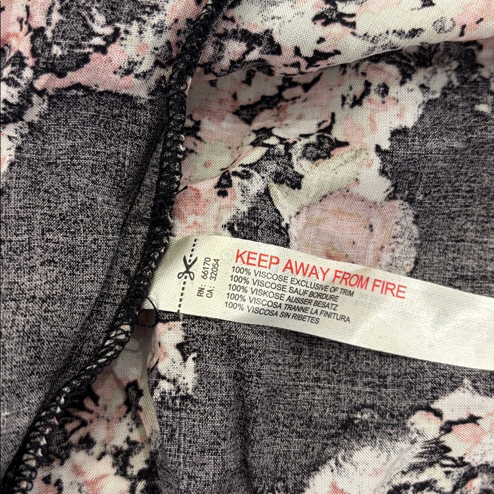 Free People Heat Wave Printed Maxi Dress Black Granite Combo Floral XS NWT Boho - Picture 8 of 8